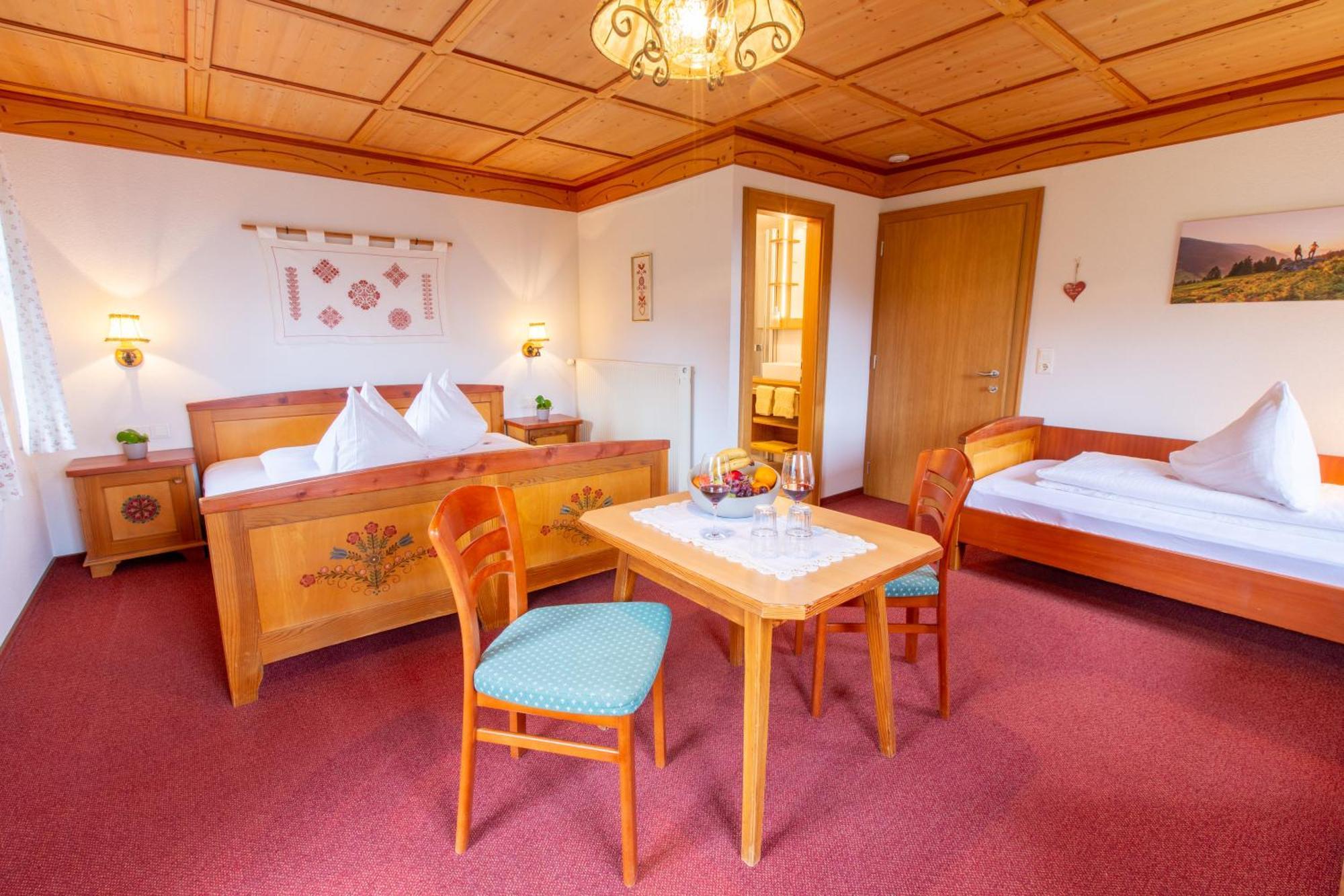 Berggasthof - Pension Lahnerhof Liesing Εξωτερικό φωτογραφία